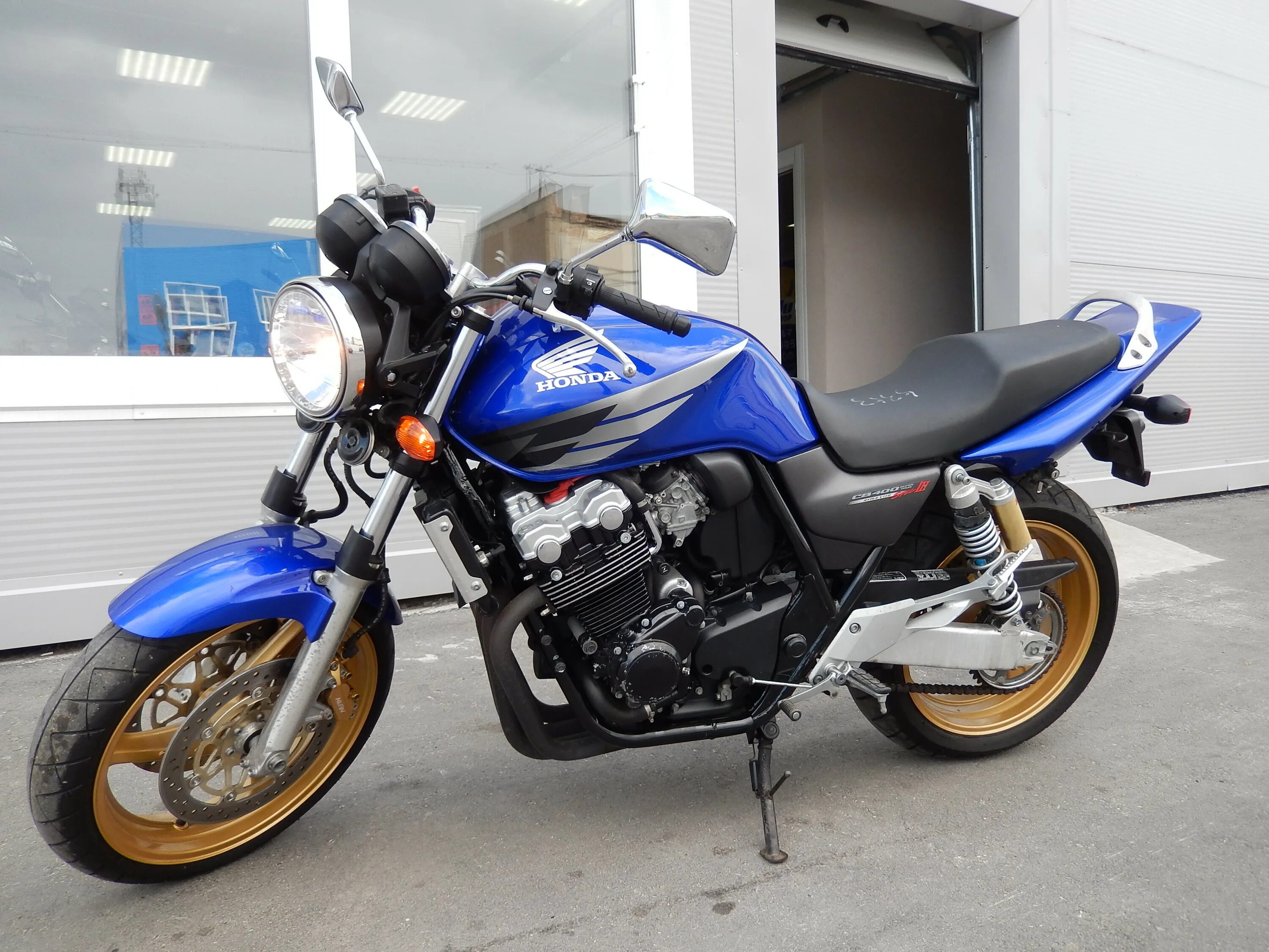 Honda cb400sf VTEC 3. Хонда сб 400. Хонда сб 400 втек. Honda SB 400 VTEC 3. Honda vtec 400