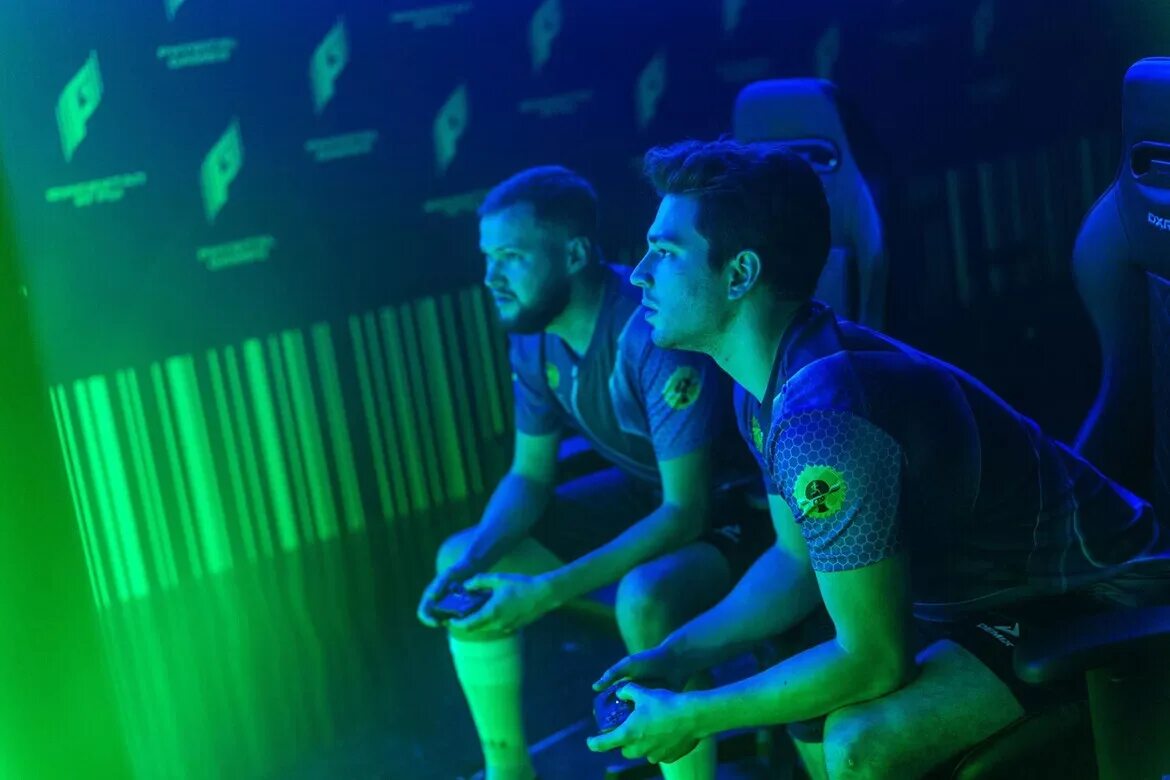 Игры будущего призовой фонд. Киберспорт в россии. Будущее 2023. Фиджитал спорт игры будущего. Киберспорт.