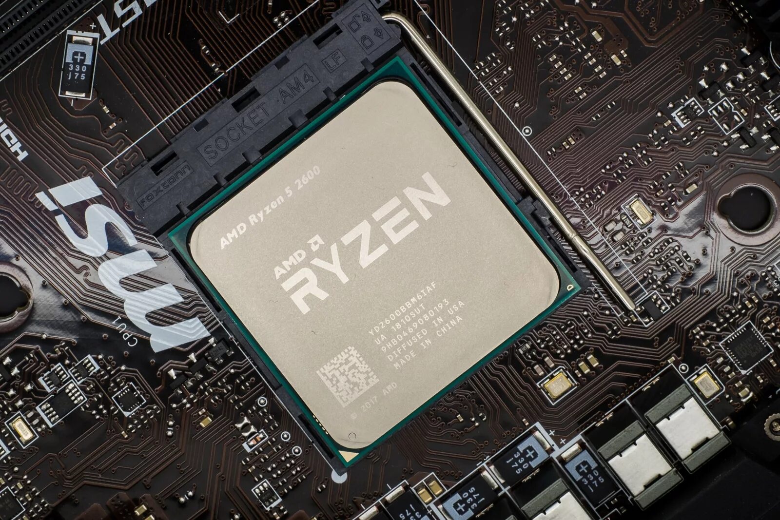 Ryzen 5 2600 память. R2600 Ryzen. AMD 2600. Райзен 5 2600. AMD R 5 2600.