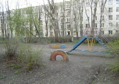 Старые детские площадки