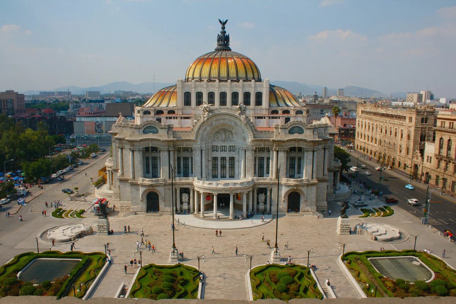 Bellas artes. Дворец изящных искусств Мексика. Мехико достопримечательности дворец изящных искусств. Мексика город Мехико. Исторический центр Мехико.