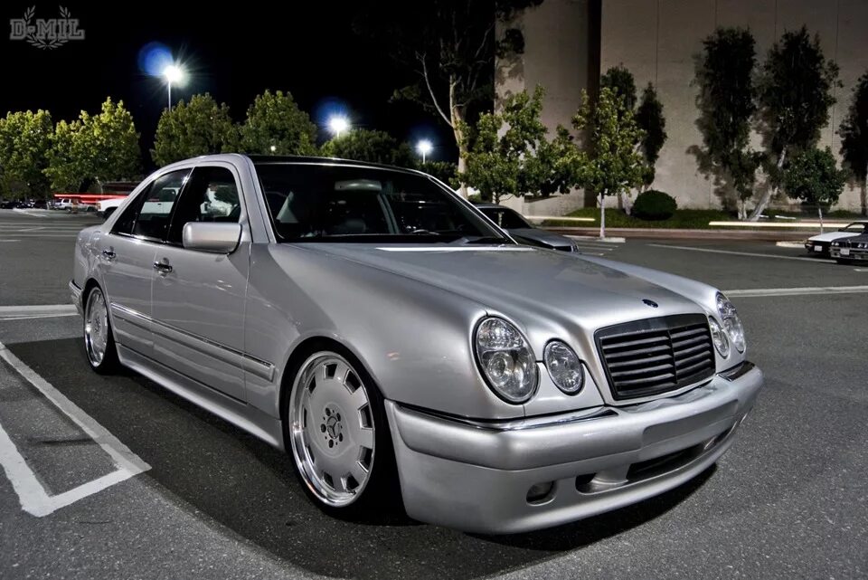 Купить б/у Mercedes-Benz E-Класс II (W210, S210) Рестайлинг 280 2.8 AT (204 л.с.