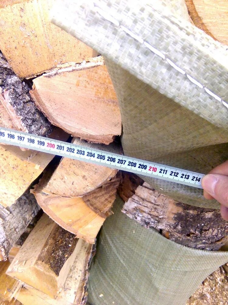 Измерение поленницы дров. Куб дров в поленнице. Размер одного Куба дров. Измерение в кубах дров.