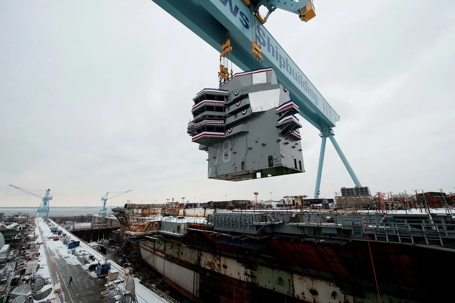 Судостроение сша. Uss gerald r. ford cvn-78. авианосец джеральд форд надстройка. сша судостроение верфь. верфи сша.