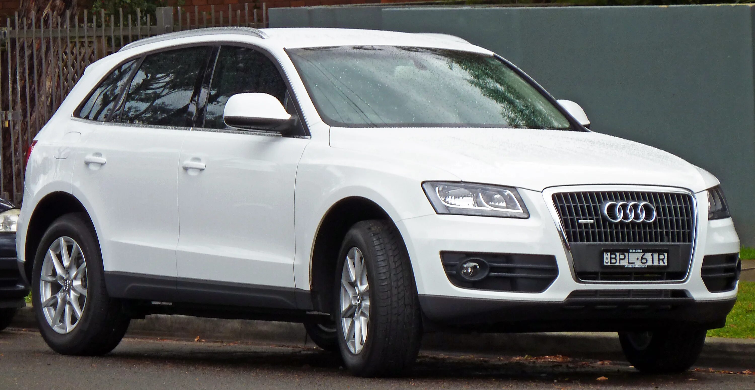 Ауди q5 2010 2. Audi q5 2010. Audi q5 white. Ауди ку 5 2008. Ауди q5 2008.