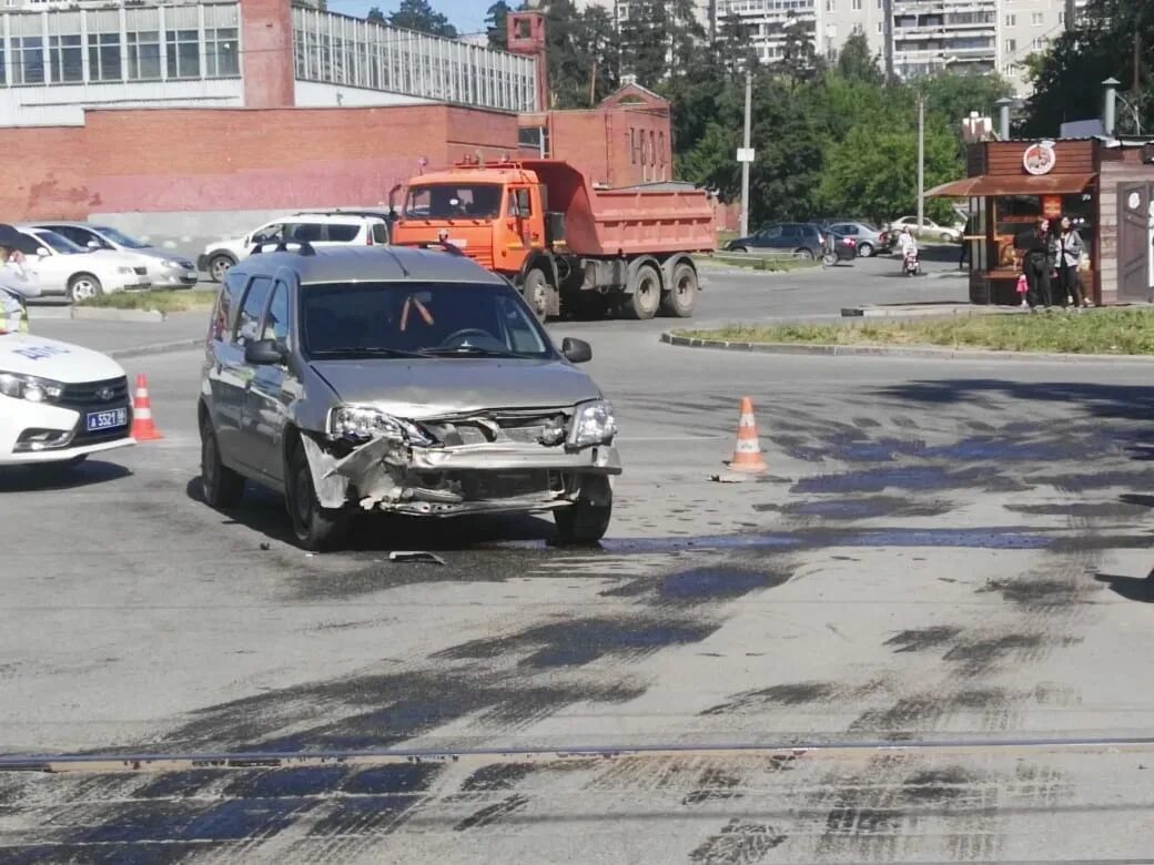 Е1 новости екатеринбурга вчера. Е1 новости екатеринбурга вчера. Е1 новости екатеринбурга вчера. Происшествия на краснолесья. Е1 новости екатеринбурга вчера.