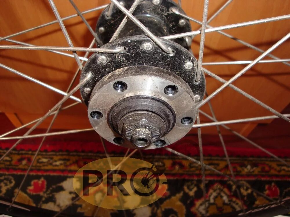 Закрепить переднее колесо на велосипеде. Спицевание колеса велосипеда. Втулка ХВЗ дисковые тормоза. Ротор для втулки под дисковый тормоз. Втулка велосипед односкоростная под дисковый тормоз.