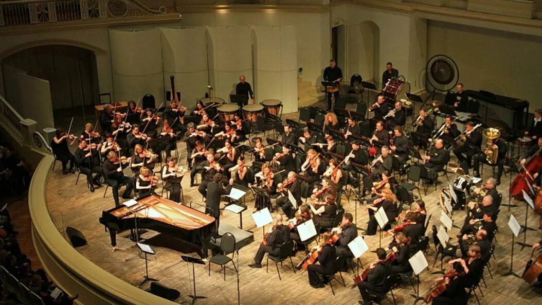 Увертюра звучит в. Моцарт симфония 40 оркестр. Увертюра к опере. Увертюра эгмонт тема вступления. Увертюра понятие для детей.