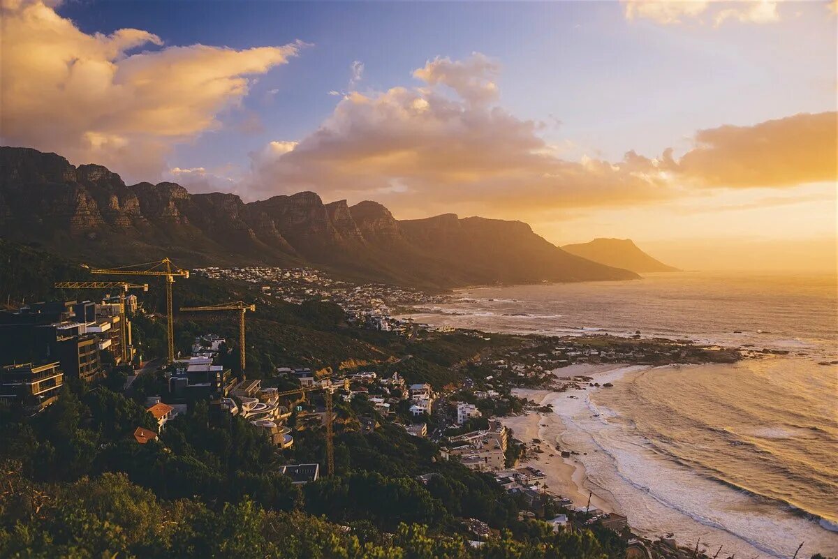 Как переводится юар. Cape town южная африка. кейптаун, южно-африканская республика. юар кейптаун фото. юар столица кейптаун.
