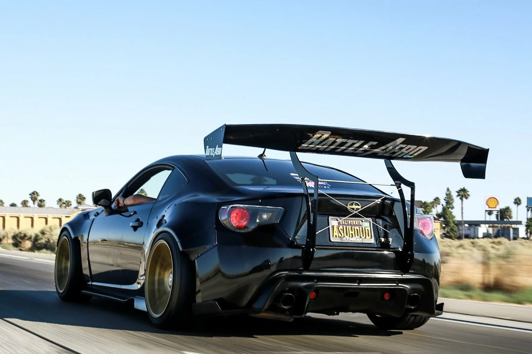 Gt wing. Toyota gt86 спойлер. ГТ Винг спойлер. Toyota gt86 Tuning Widebody. Выхлоп на Субару брз.