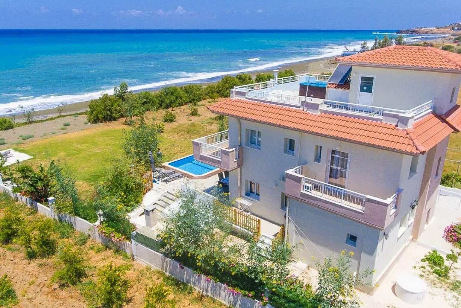 Вилла на Северном Кипре. Akamas Bay Villas Кипр. Кипр вилла первая линия. Кипр Недвижка. Rent more