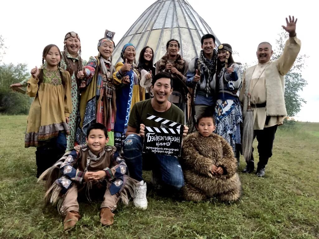 Кино якутии. Бэйкэрикээн остуоруйа. Тыгын дархан якутск фильм. Якутский кинематограф. Фильм художник.