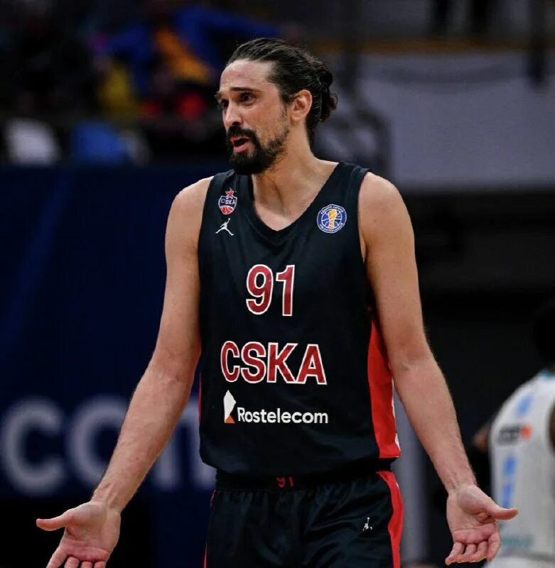 Деннис родман. Знаменитые игроки нба. Как зовут баскетболиста. Амаре стадемайр баскетболист. Кобе брайант баскетбол референс.