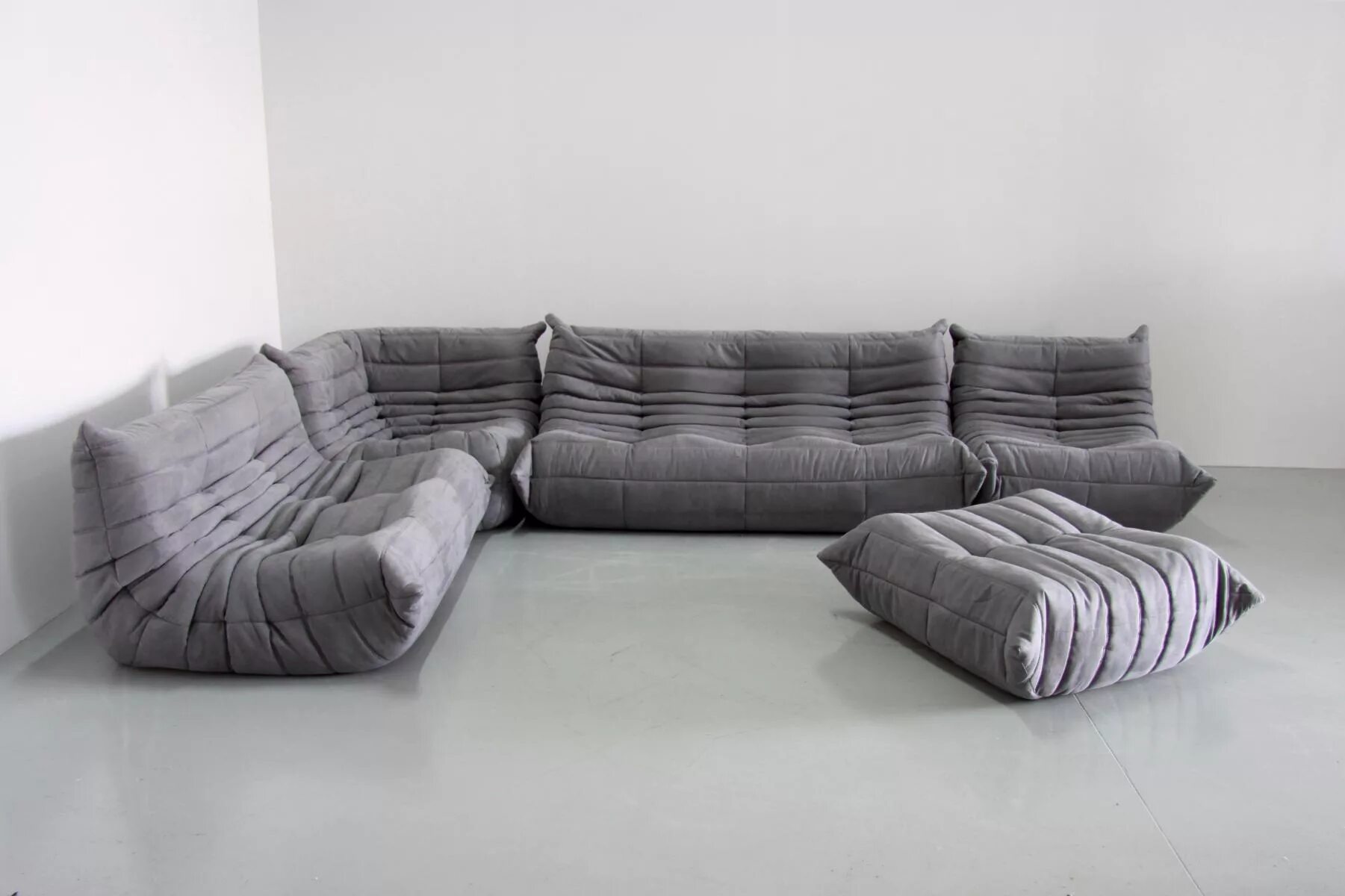 Диван том купить. Диван Togo ligne Roset. Диван бескаркасный toga Sofa.. Модульный диван Togo ligne Roset. Togo Sofa ligne Roset.