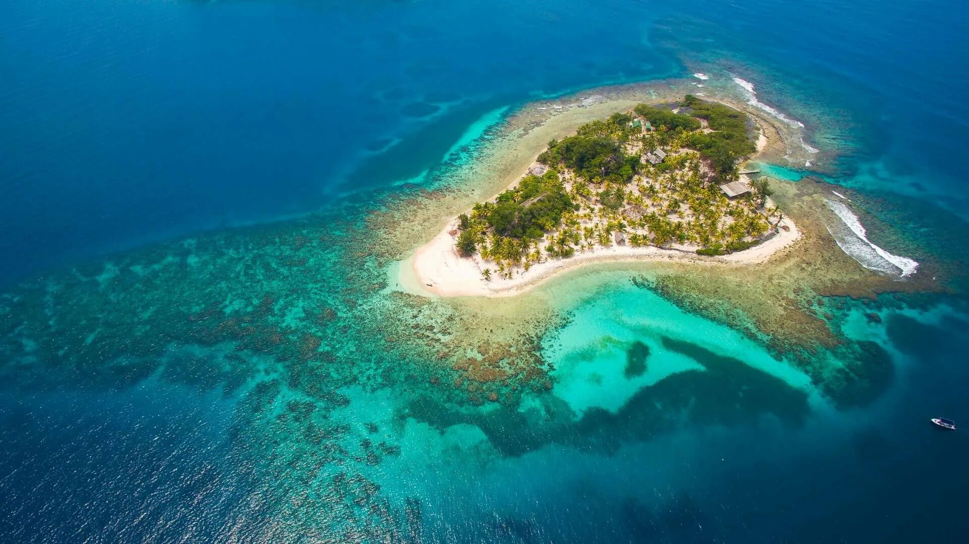 Монурики, Фиджи. Ламбей Айленд. Остров Монурики. Махмея Айланд. Cyrus island