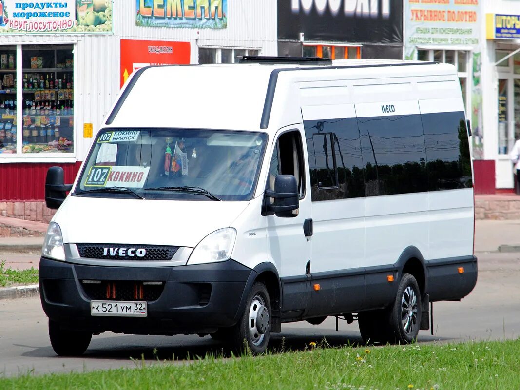 Билеты маршрутка брянск. Iveco Daily 2227ut. Нижегородец-2227ut (Iveco Daily). Брянск маршрутки Ивеко. 107 Маршрутка Брянск Кокино.