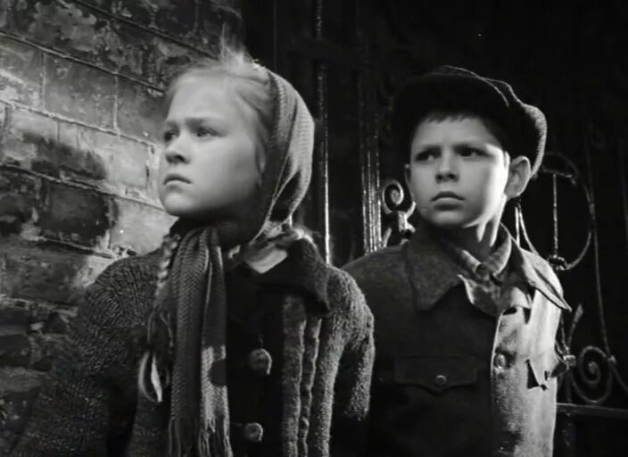 Сашко фильм. Мальчик сашка. Кузьмин привет тебе митя кукин. Сашка замарашка. Этот мальчик сашка.