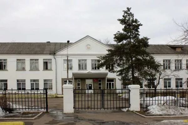 Сош 4 родники. Учителя 2 школы город родники. Ивановская область город родники сш №3. Школа 4 родники ивановская область. Школа 3 родники.
