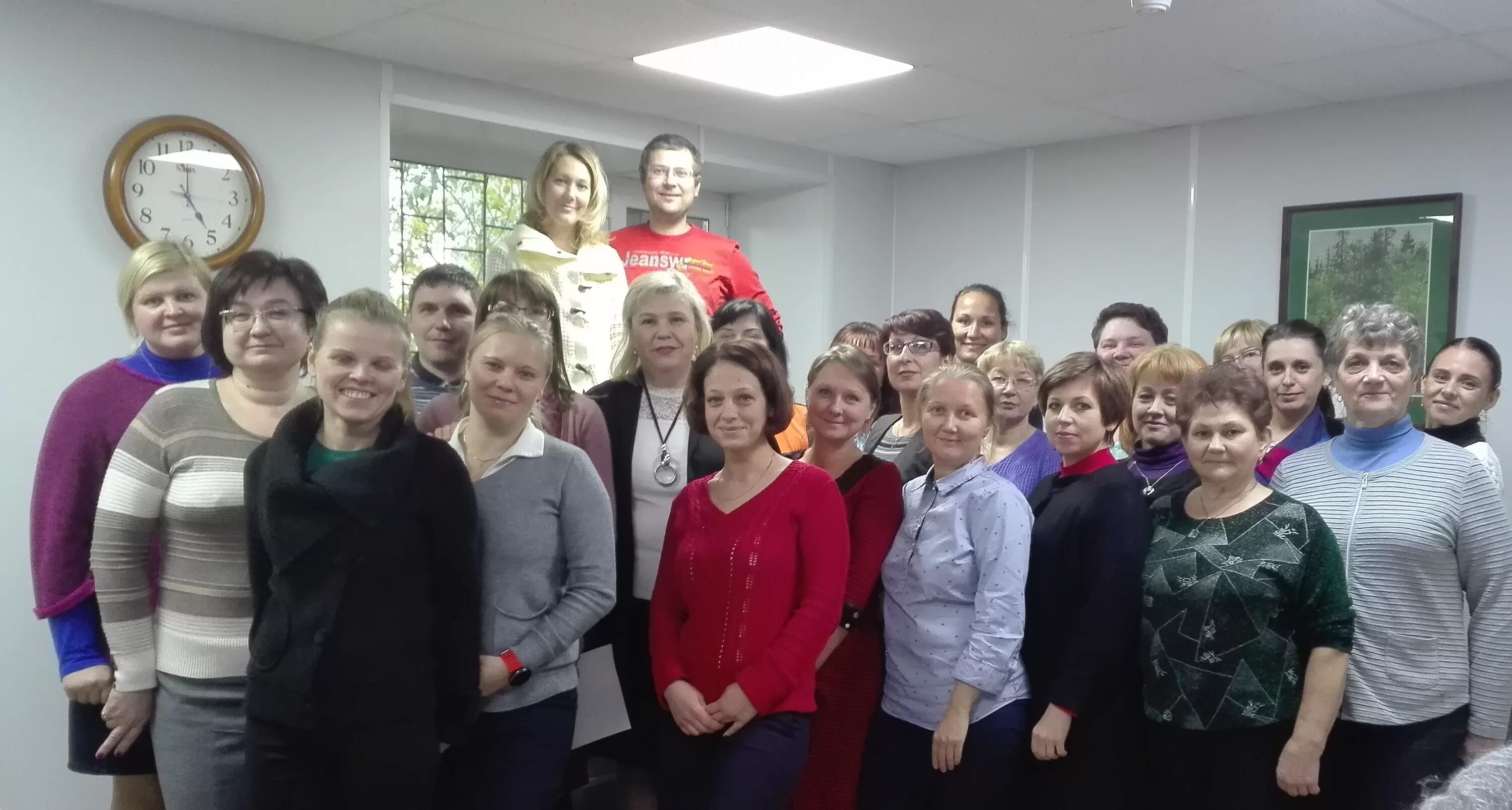 Лучшие преподаватели города мончегорска фото. Комсомольская 7а мончегорск. Мфц печенгский. Пенсионный фонд мончегорск режим. Пенсионный фонд мончегорск режим.
