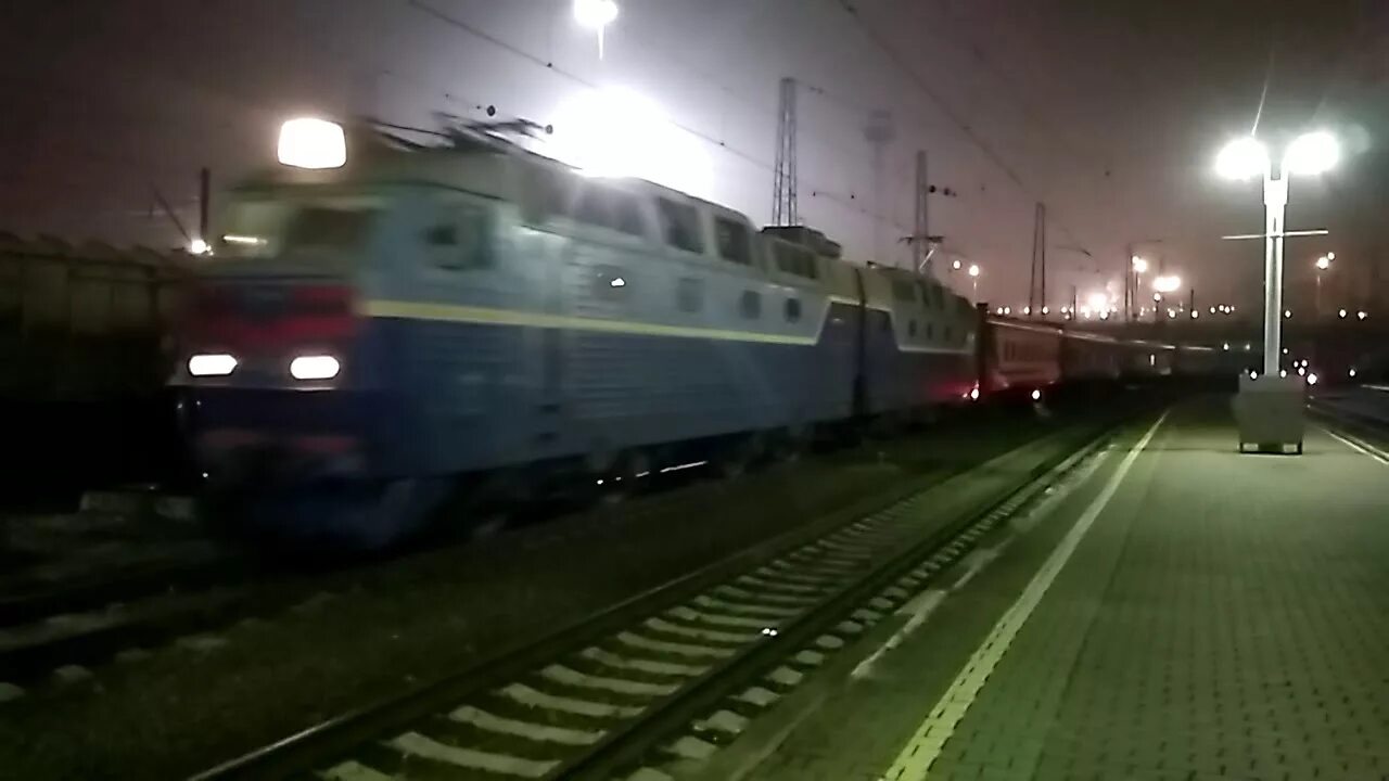20 поезд прибытие. Железная дорога белгород харьков. поезд харьков белгород. электричка белгород харьков. поезд белгород.