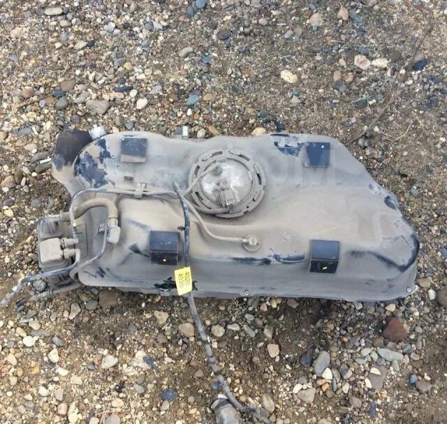 Бензобак шевроле авео т250. Бензобак авео т250 1. Топливный бак авео т300. Бензобак шевроле авео 2007 год. Бензобак шевроле авео т300.