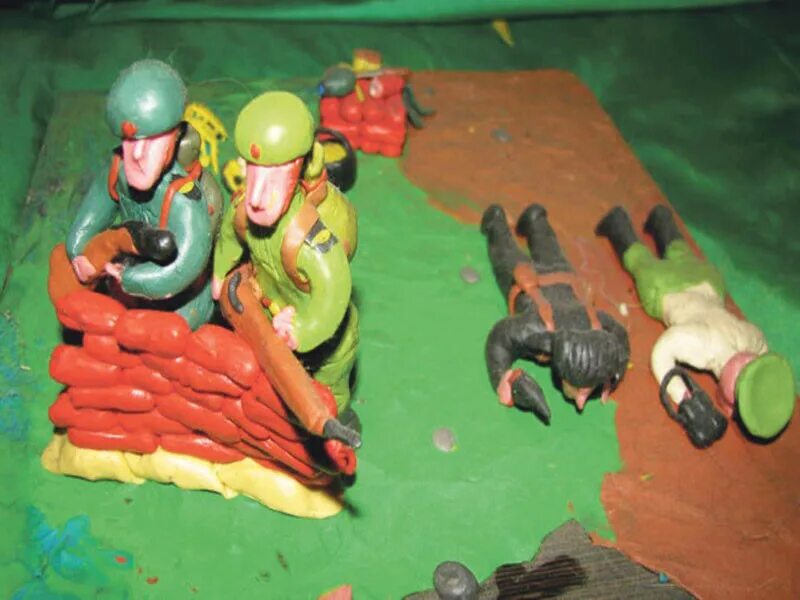 из пластилина фигурки для детей 4-5 пошагово. поделки из пластилина для детей. лепим из пластилина с детьми. фигурки из пластилина для детей. фигурки из пластилина для детей.