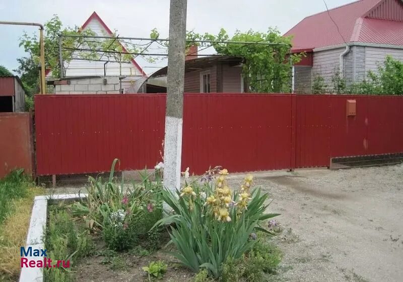 Авито прим-ахтарск. Приморско-ахтарск улица кубанская дом 61. Красивые дома в приморско ахтарске. Улица аэрофлотская приморско-ахтарск. Славянск на кубани недвижимость.