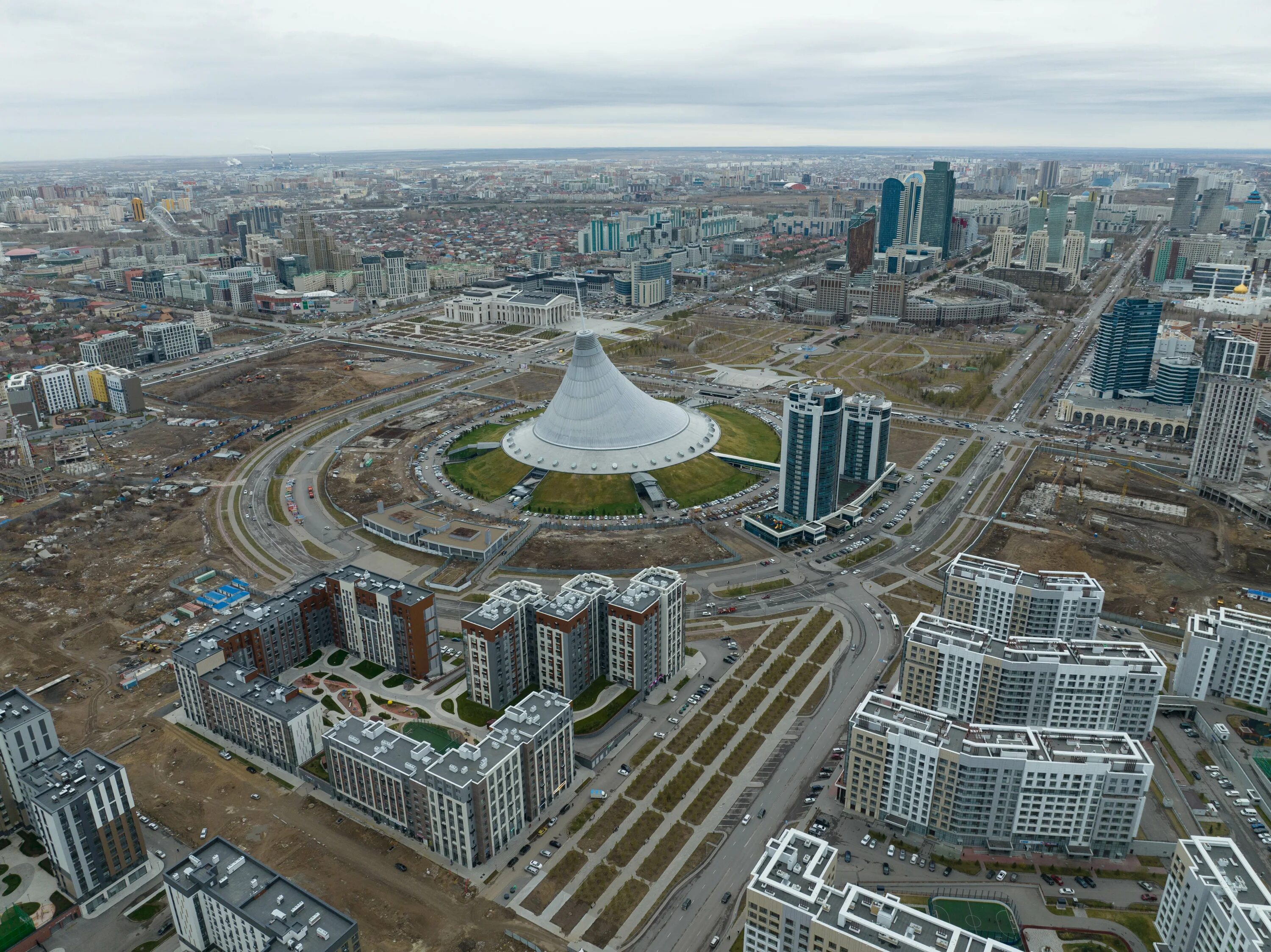 Астана левый берег. Астана левый берег фото. Астана левая часть города. Астана, левый берег, рядом с Мегой.