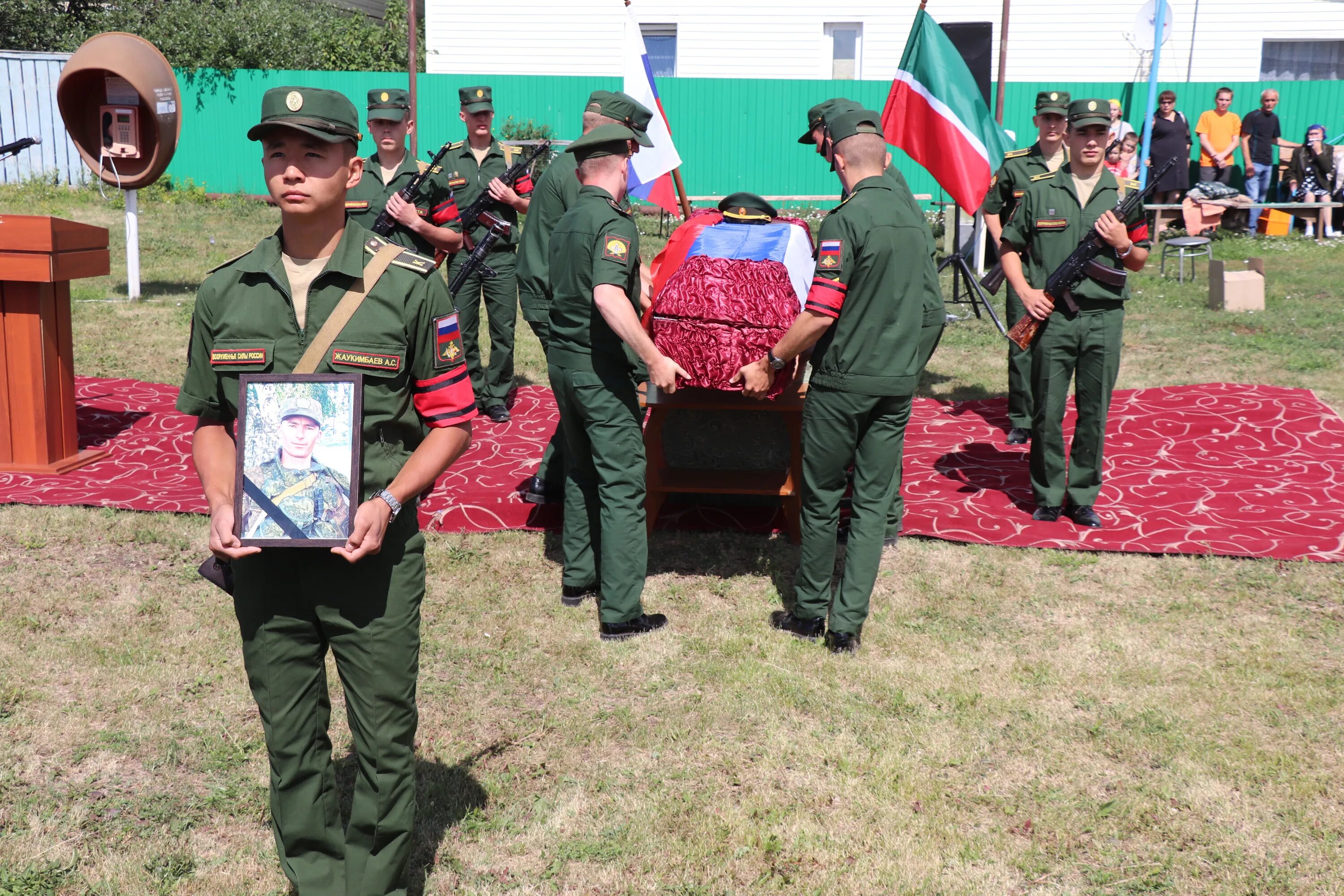 Татарстан сколько погибло. Военные Татарстана. Солдаты Татарстана. Военные Татарстана на Украине.