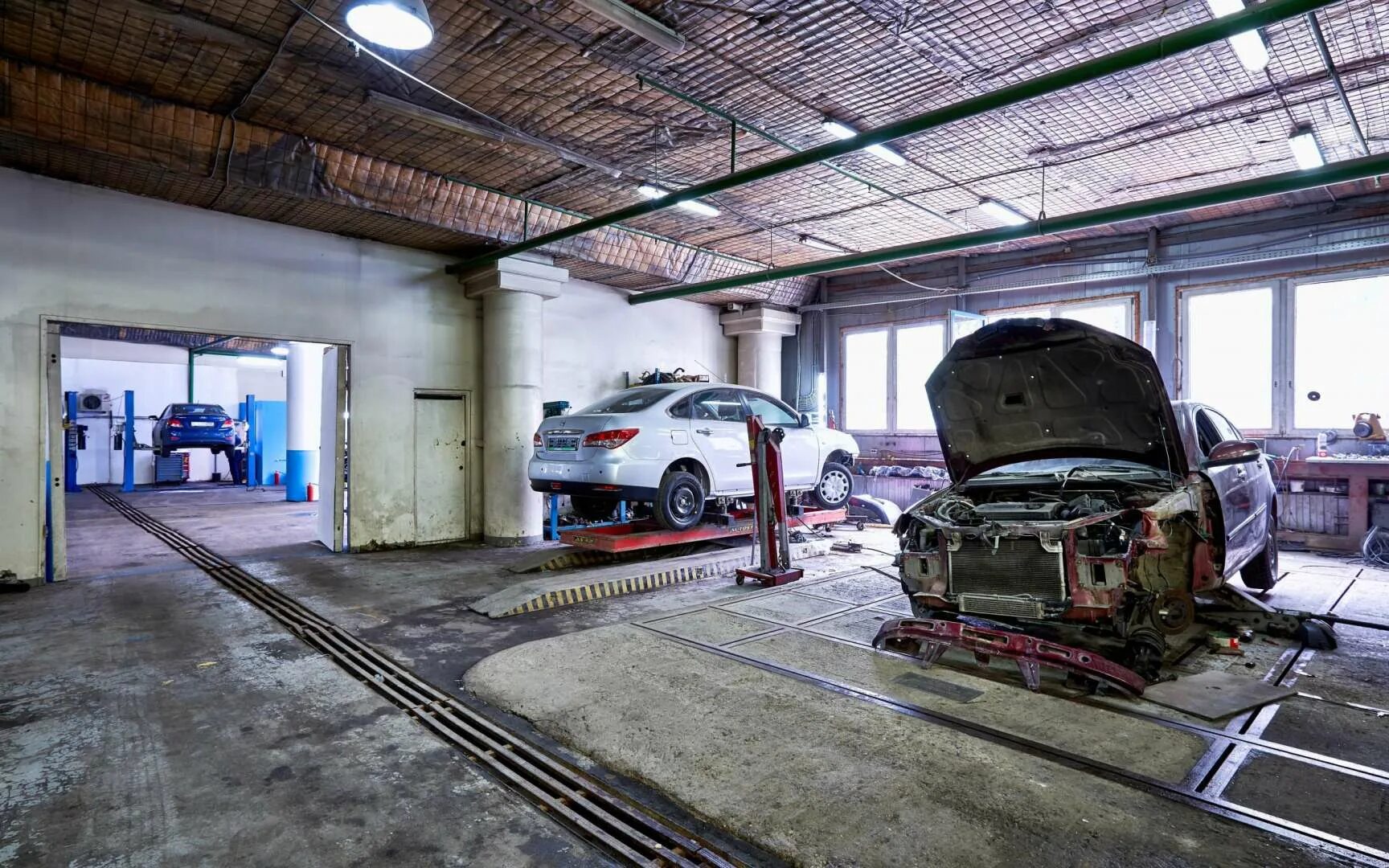 Автосервис бугульма. Автосервис 7 я кожуховская. автосервис панорама. автосервис с улицы. автосервис на автозаводской.
