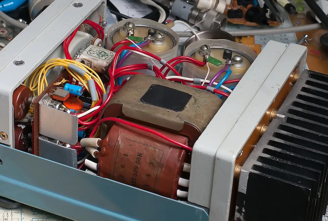 Блок питания optim ps-20. Трансформаторный источник питания 1840sb. Блок питания луч бп 3032. Трансформаторный блок питания 12в ас. Трансформаторный бп.