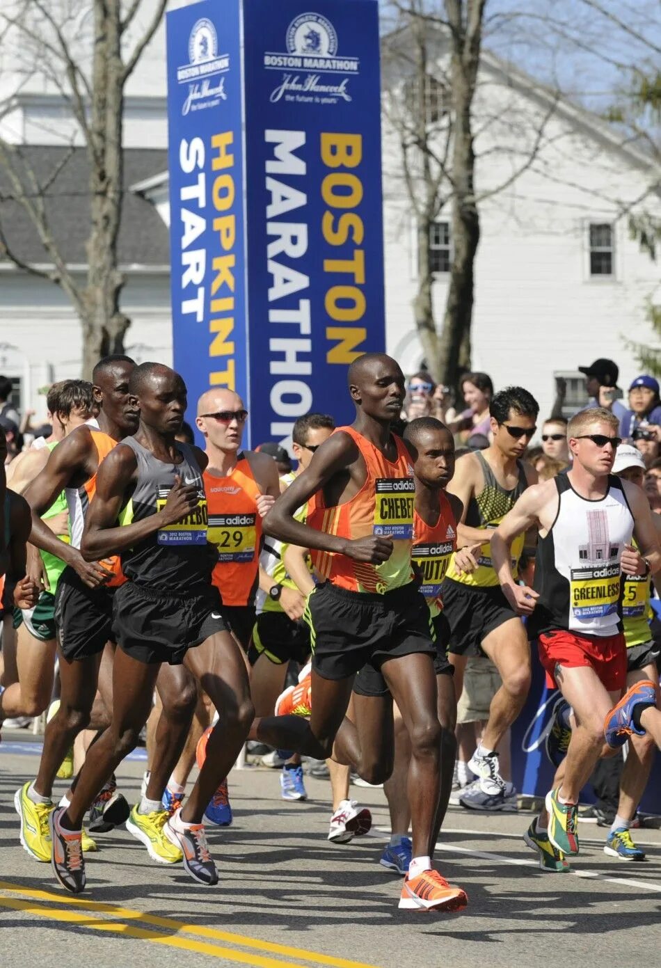 Пинчфит марафон отзывы. Boston Marathon 2002. Марафон. Марафонец. Марафонец картинка.