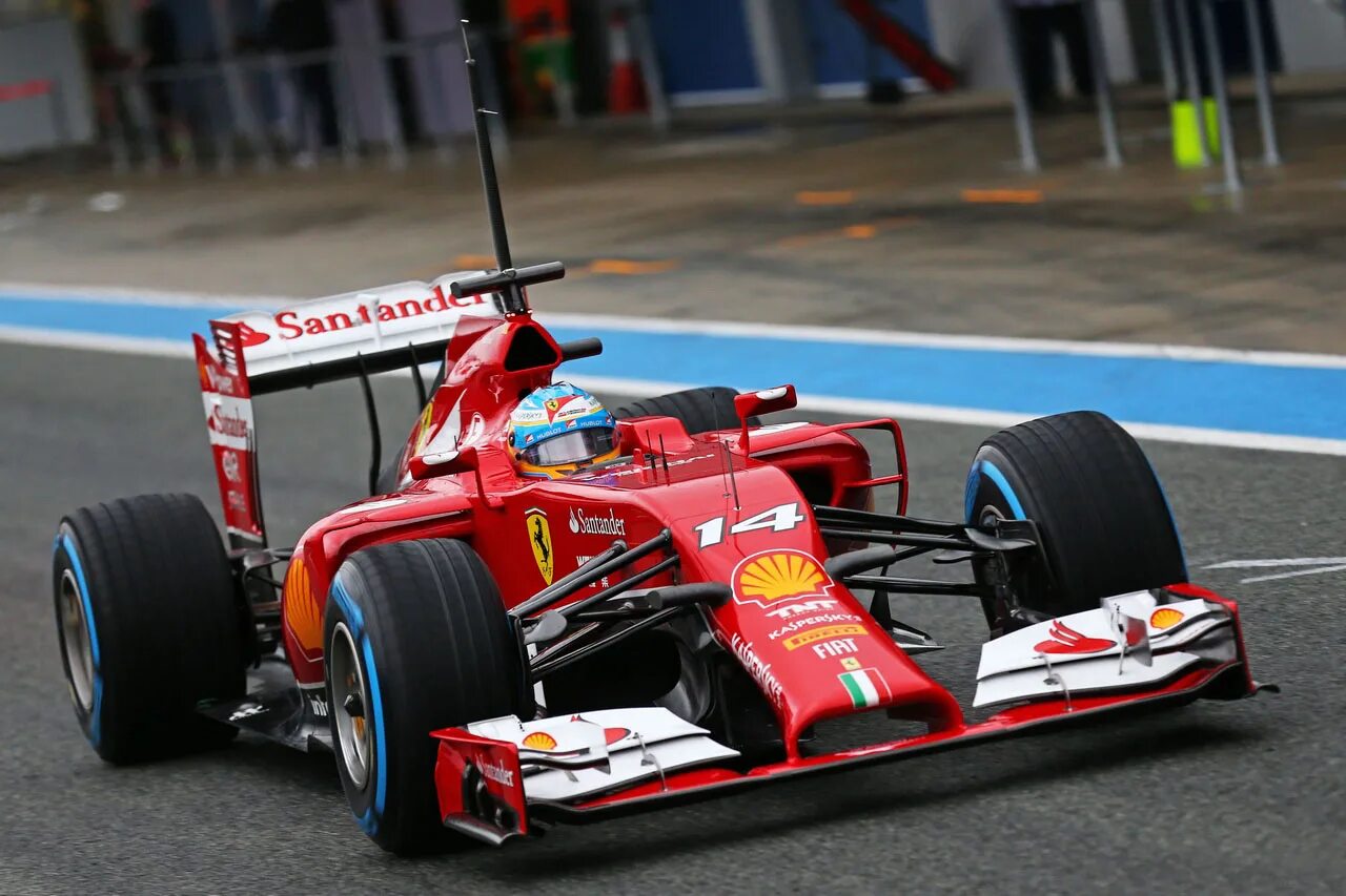 Ferrari f1 2014. Болид Феррари 2014. Scuderia Ferrari f1 2014. Scuderia Ferrari f1 Team Alonso.