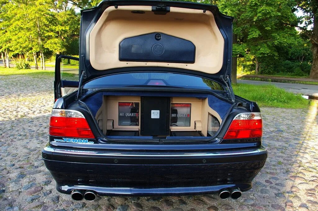 BMW 7 e38 багажник. Багажник БМВ е39. Багажник БМВ е46 седан. BMW e39 Touring багажник.