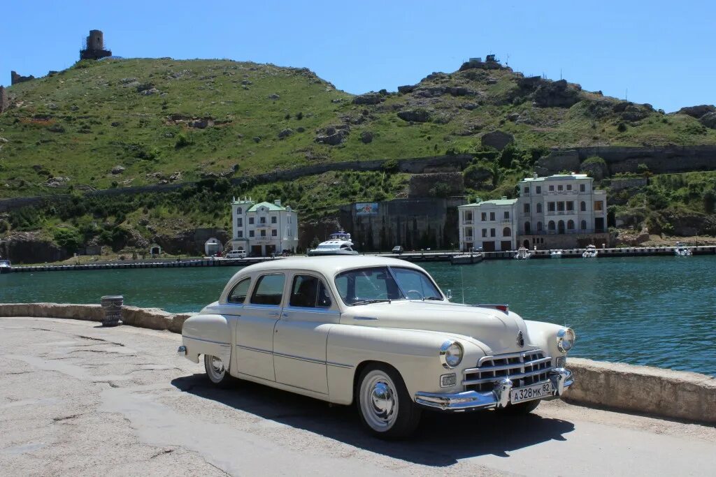 Севастополь машина летает. Машина с байденом симферополь. Дорогие машины в севастополе. Фото свадьбы в севастополе. Машины севастополь.