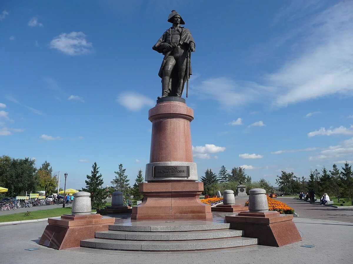 Памятник резанову. Командор рязанов красноярск памятник. Памятник резанову николаю петровичу. Памятник резанову николаю петровичу. Памятник резанову в красноярске.