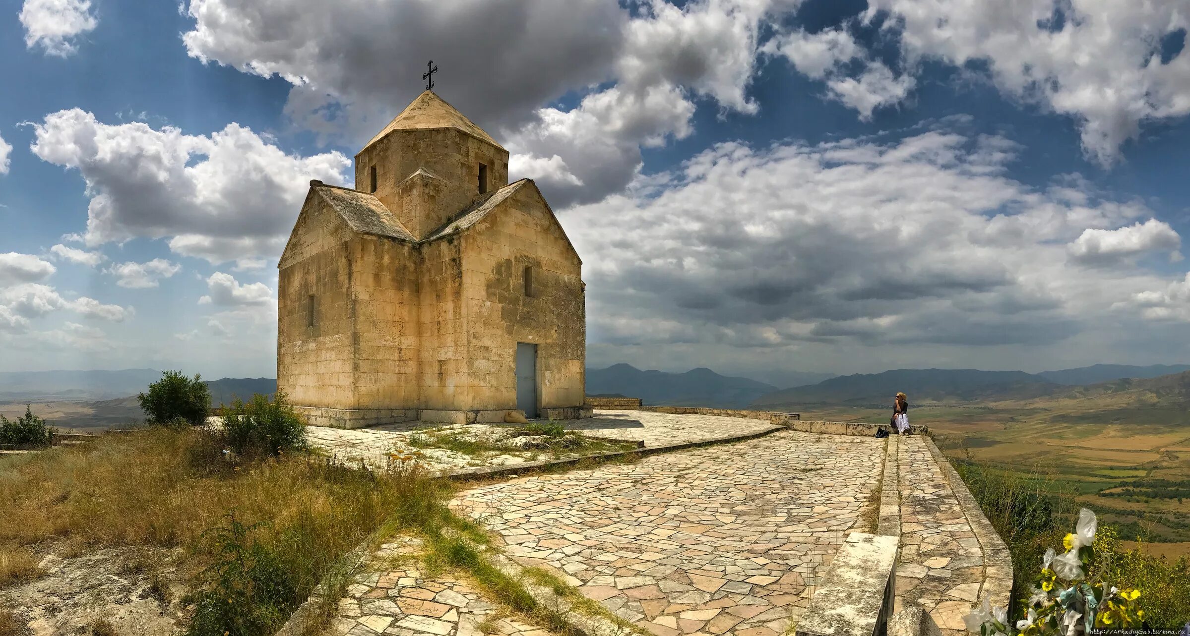 Арцах 2024. Церкви Гадруда Карабах. Гюлистан (крепость, Карабах). Арцах церкви Гадрут. Церковь в Гадруте.