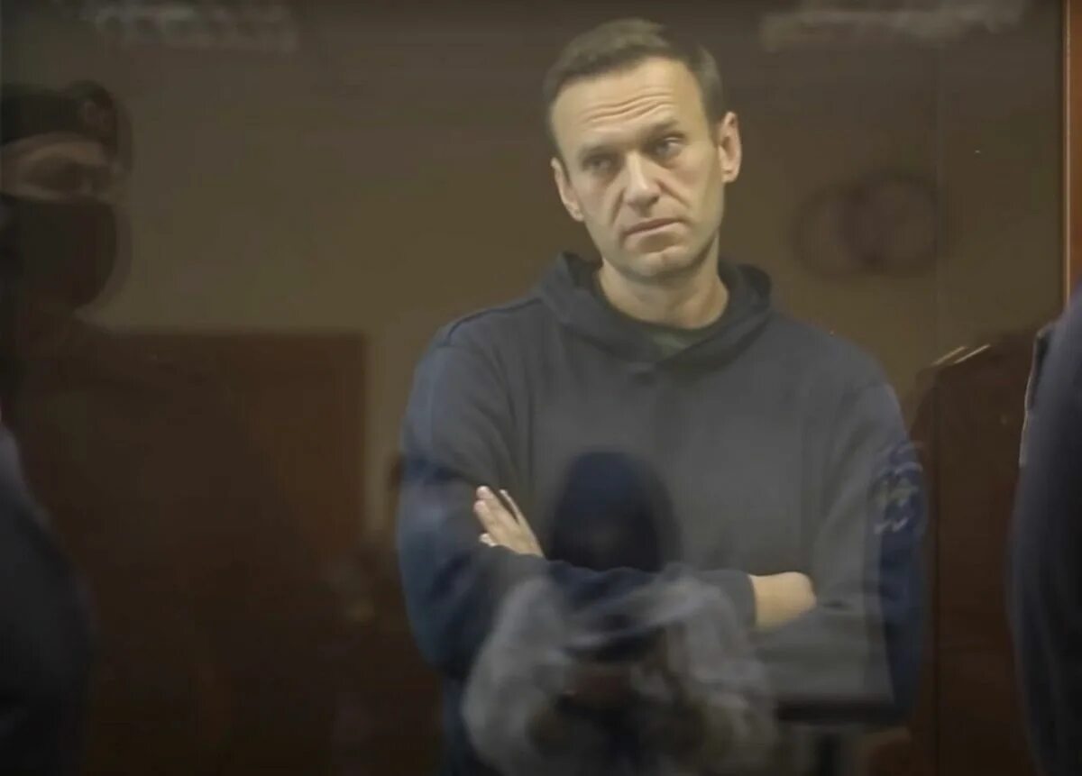 Кто поет памяти алексея навального