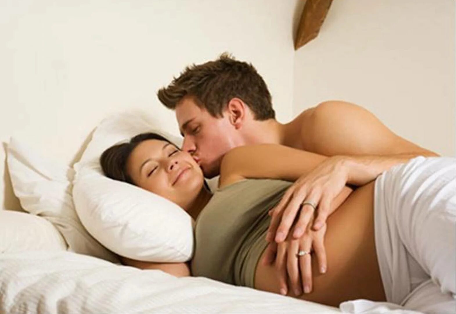 миссионерская поза для беременных. картинки с позами. как лучше забеременеть поза. пози чтобызабеременеть. упражнения для йоги.