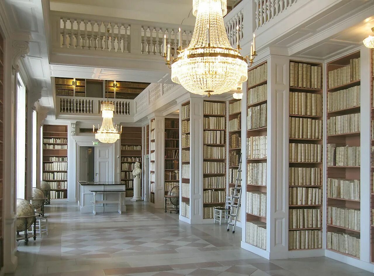 Библиотека librams ru. Уппсальский университет в Швеции. Библиотеке Упсальского университета в Швеции.. Уппсальский университет внутри.