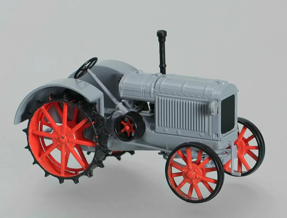 Первый трактор хтз. Трактора 30 кн. Тяговый класс мтз 80. Трактора 30 кн. Трактора 30 кн.