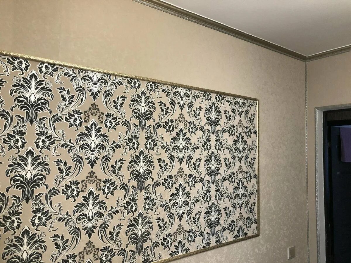 Панно из ткани на стену. Оригинальный декор стен. Молдинги для стен. Как сделать обои стена. Украшения на стену для интерьера.