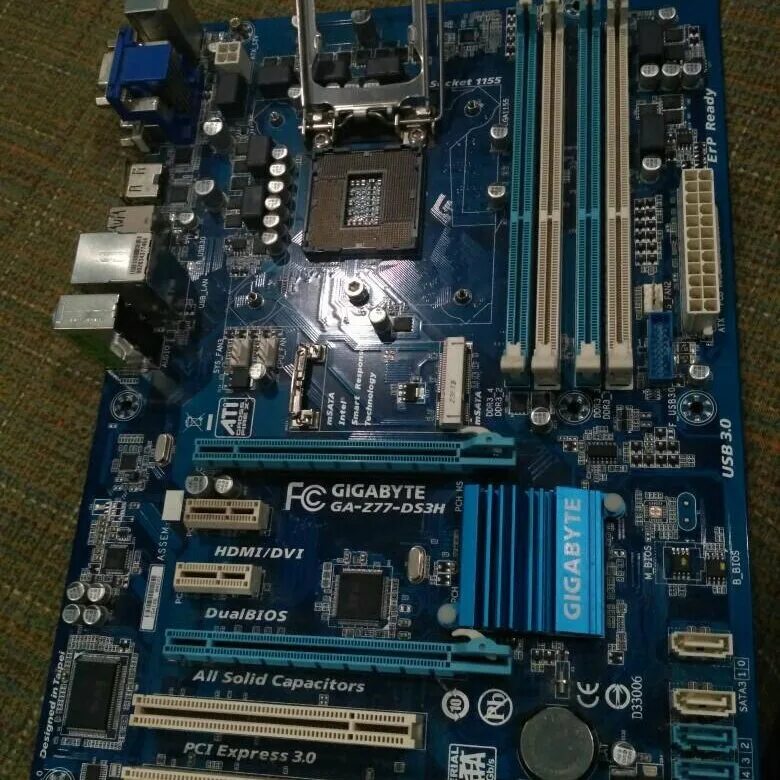 Материнка 1155 сокет. Материнская плата сокет lga1155. Gigabyte ga-z77-ds3h Socket 1155. Z77 ds3h.