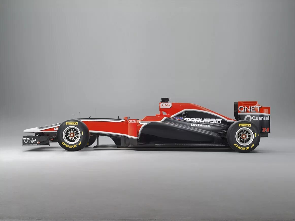 Команда формулы 1 8. F1 Болид сбоку. Болид ф1 вид сбоку. Marussia f1 Racing.