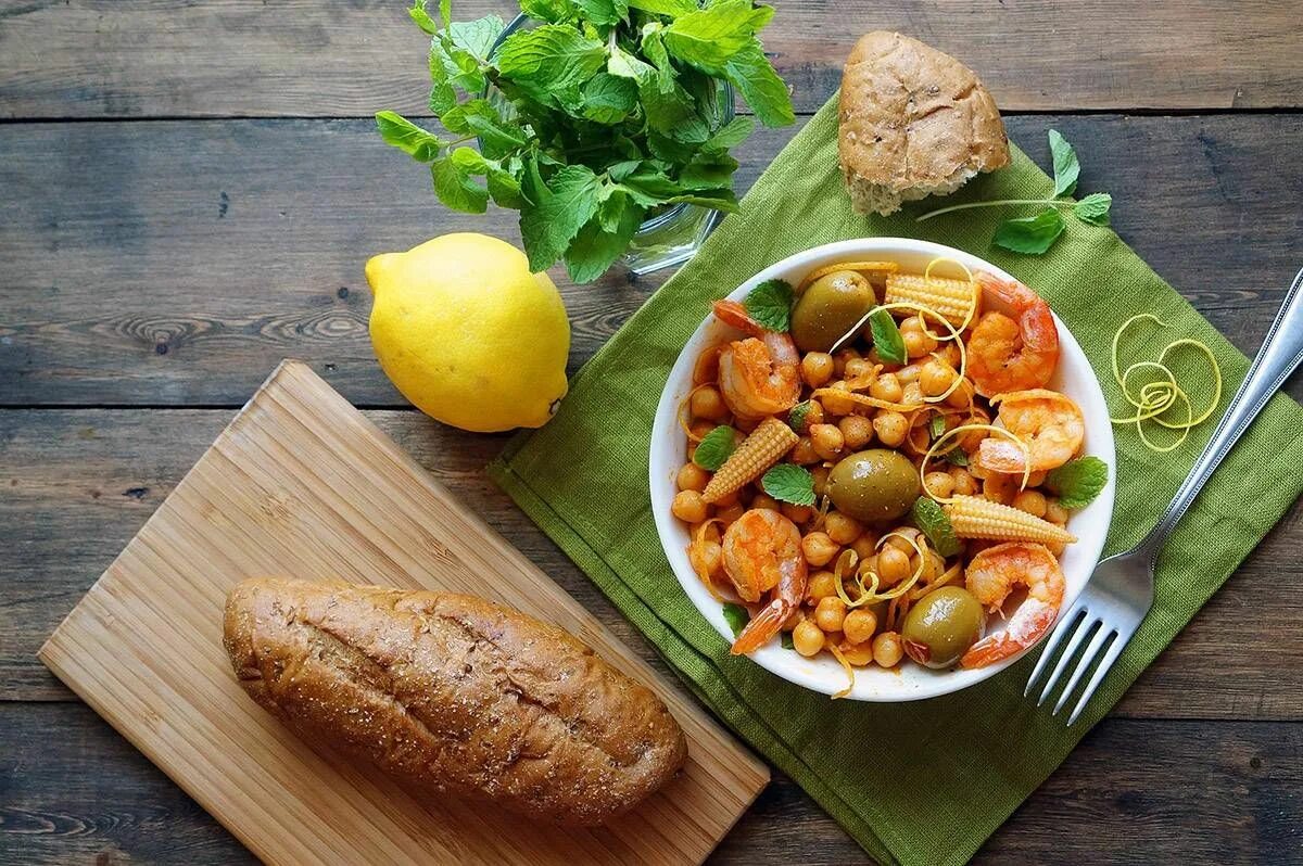 красивый стол с едой. ужин стол 1. ужин стол 1. красивый обед. вкусный ужин.