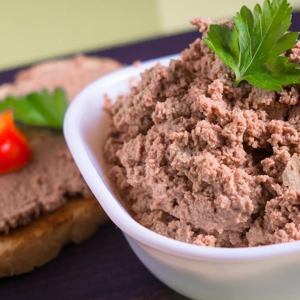 Печеночный паштет ,(куриной печени). Печёночный паштет из куриной печени. Паштет куриный. Паштет ИЖ куриной печени.