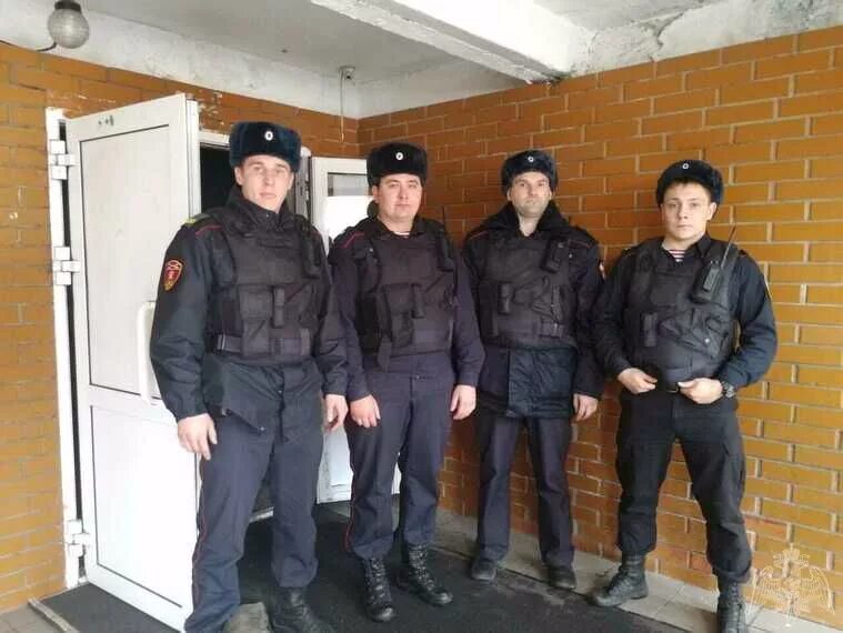 Охрана вакансии кемерово свежие. Охрана вакансии кемерово свежие. Охрана вакансии кемерово свежие. Футболка росгвардия вневедомственная охрана. Вневедомственная охрана кемерово.