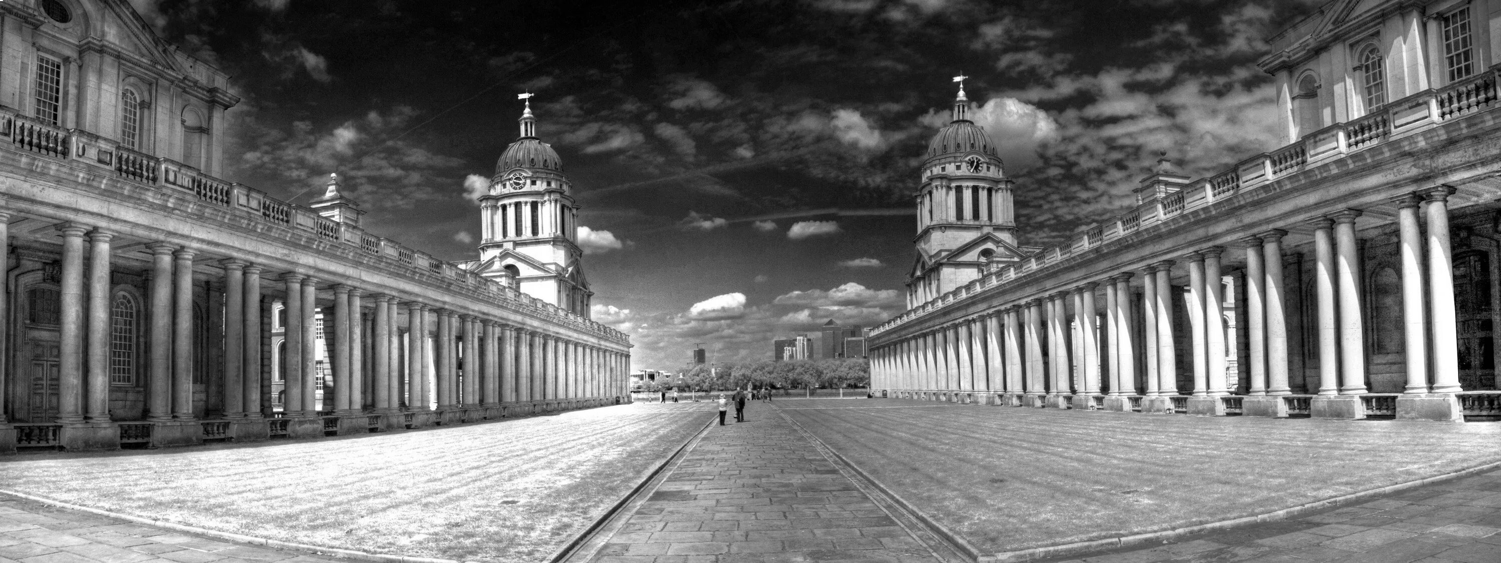 Хохловская площадь амфитеатр. Яма (амфитеатр, хохловская площадь). Фрагмент стены белого города на хохловской площади. Город белый площадь. Город белый площадь.