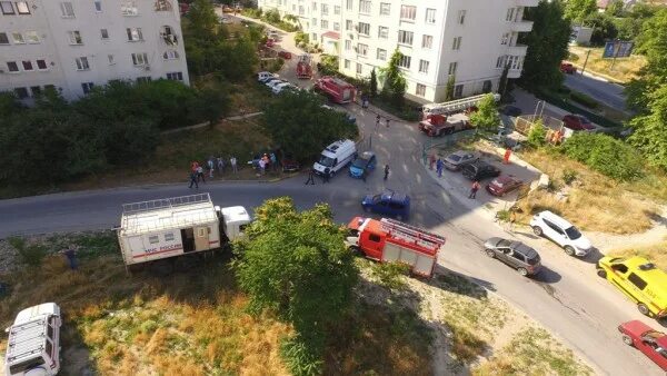 Пожар в Севастополе сегодня в Гагаринском районе. Пожар Севастополь сегодня на Кесаева. Севастополь новости сейчас взрывы что происходит