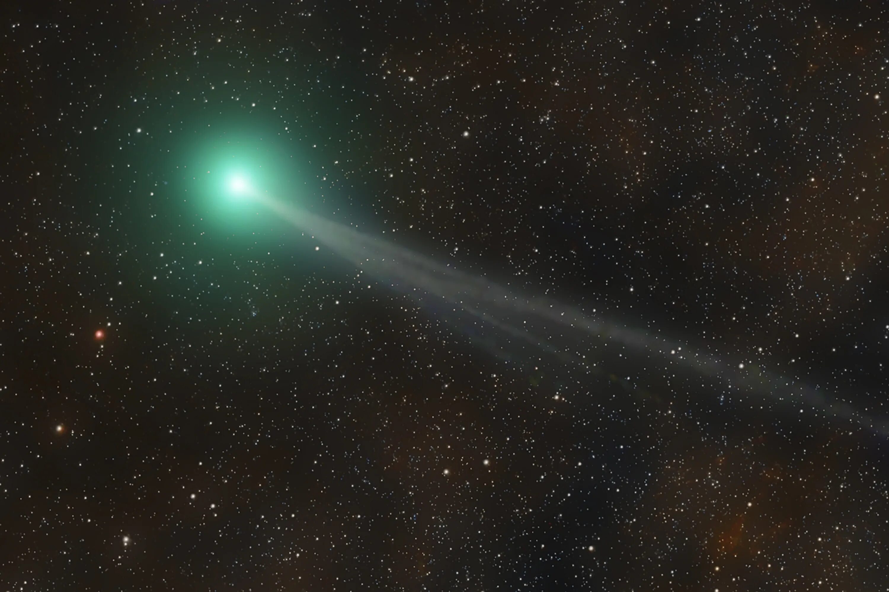 Комета будет видна. Комета Нисимура. Великая Сентябрьская Комета. Как выглядит Комета вблизи. Видимые кометы последнее десятилетие.